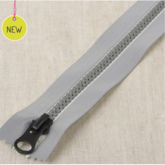 Jacket zipper - reflective