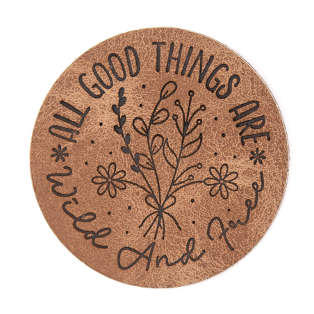 XXL synthetic leather label - Wild and Free round brown
