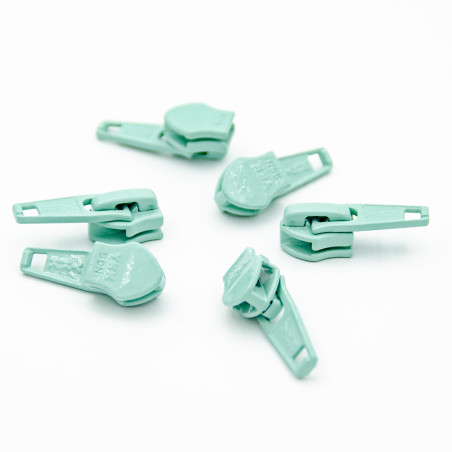 Zipper YKK 5mm pastel green 823