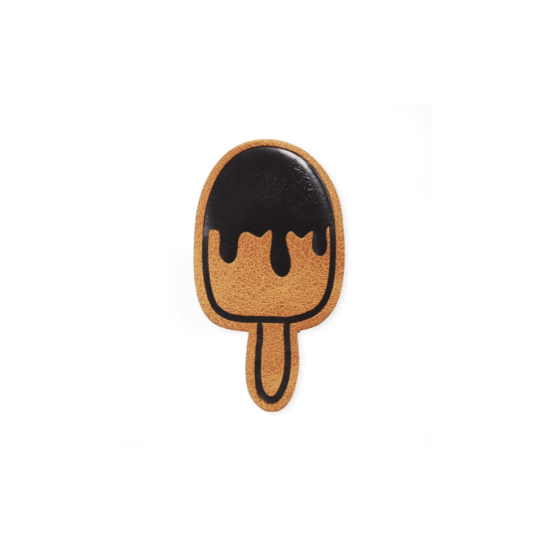 XL synthetic leather label - ice brown