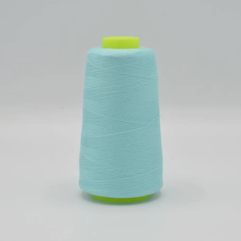 Overlock Konen light turquoise (Q930) Overlock Konen light turquoise (Q930)