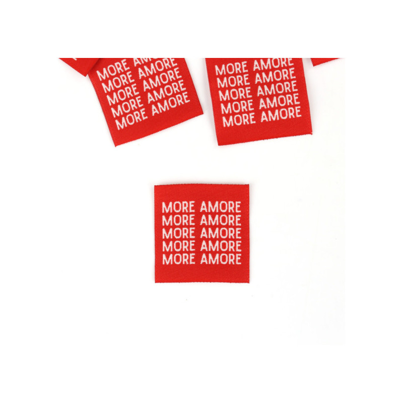 Woven Label - More Amore rot Woven Label - More Amore rot