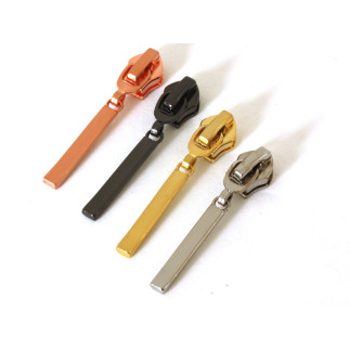 Zipper long to metallized zipper