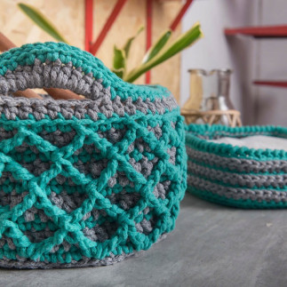 Macramé - Nova Vita Instruction Book No. 4 - 15 Home Decor Projects