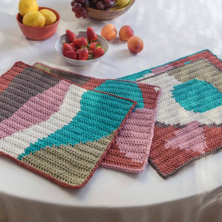 Macramé - Nova Vita Instruction Book No. 4 - 15 Home Decor Projects
