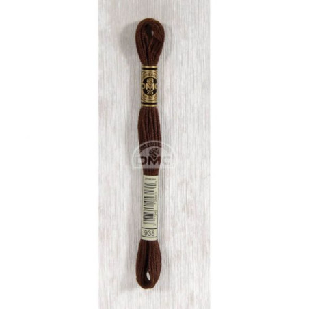 Embroidery thread - DMC Mouliné - 0938 dark brown