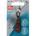 Pendentif zippé en cuir marron