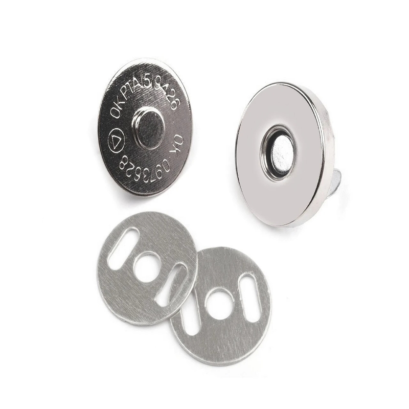Magnetic button for insertion 18mm silver