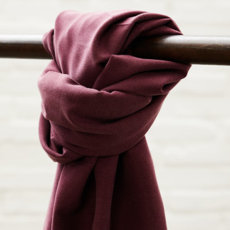 Tencel - Découvrez le Milk Stretch Twill aubergine (marron)